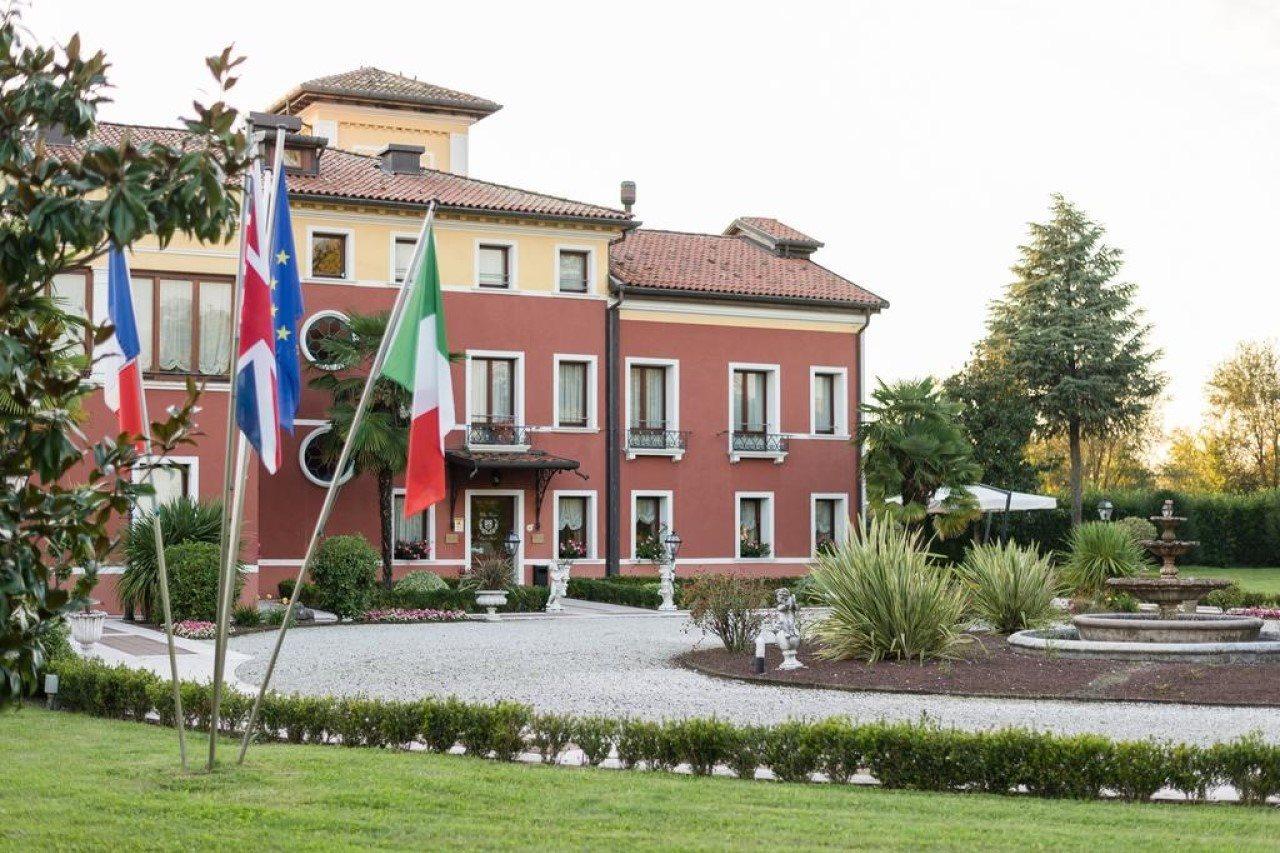 Park Hotel Villa Vicini Preganziol Buitenkant foto